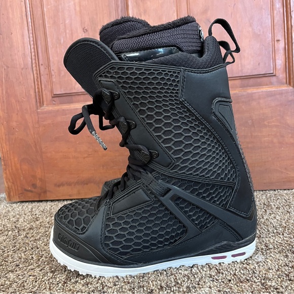 Thirty Two Snowboarding boots - Picture 2 of 6